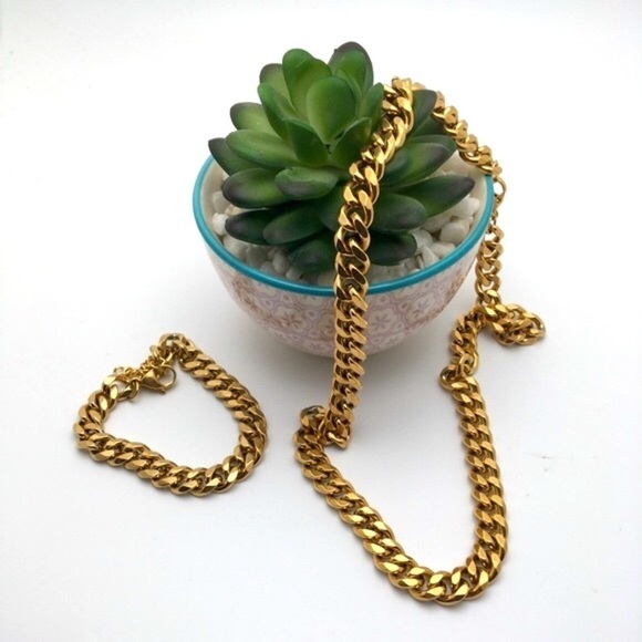 Hypoallergenic 18K Gold Cuban Cable Necklace - Picture 5 of 5